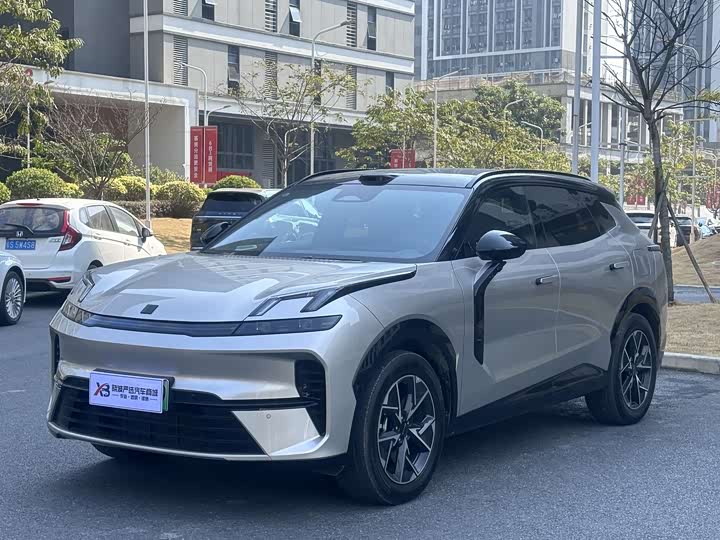 Lynk & Co 08 EM-P Hybrid 2026 2026款 160长续航Ultra