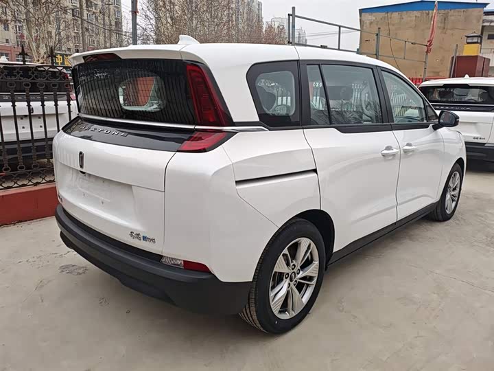Bestune NAT 2022 2022款 舒享出行版 100kW 425km