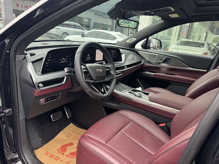 Cadillac XT5 2025 2025款 2.0T 铂金型