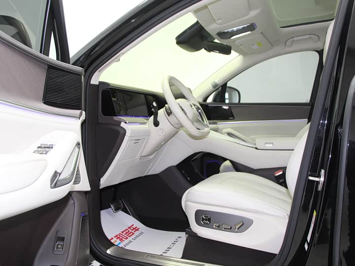 Denza N9 2025 2025款 旗舰型