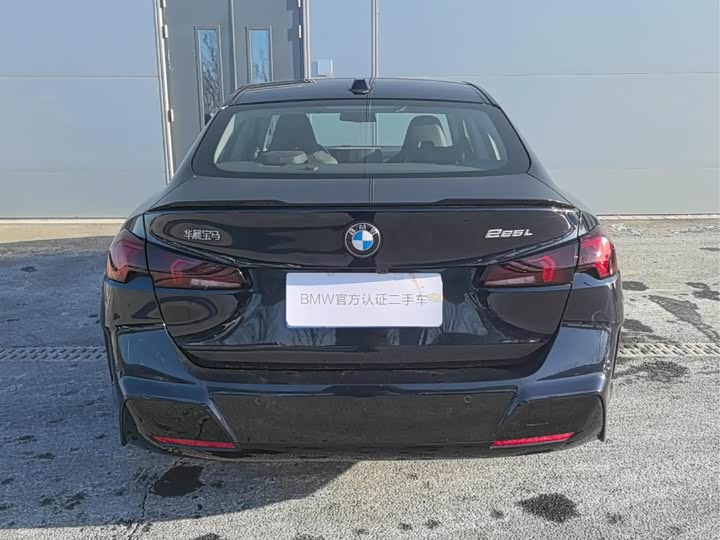 BMW 2 Series 2025 2025款 225L M运动曜夜套装