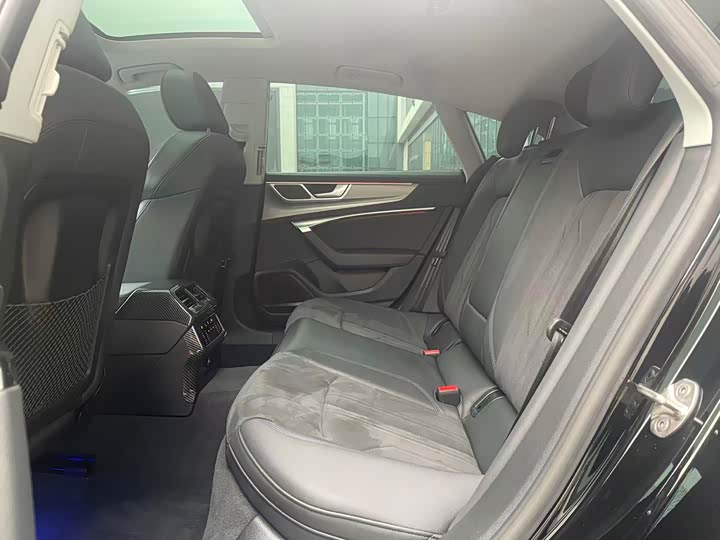 Audi A7 2024 2024款 45 TFSI 臻选型