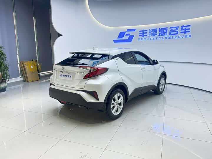 Toyota Izoa 2022 2022款 2.0L 奕行版
