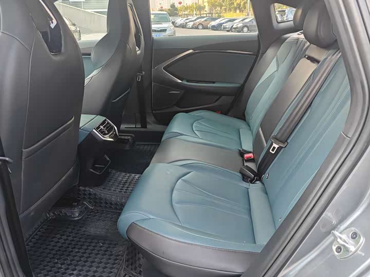 MG Motor 7 2025 2025款 2.0T Trophy+ 超级智驾版