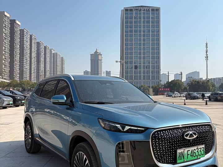 Chery Tiggo 8 Plus C-DM 2025 2025款 1.5T 116km 尊贵型 5座