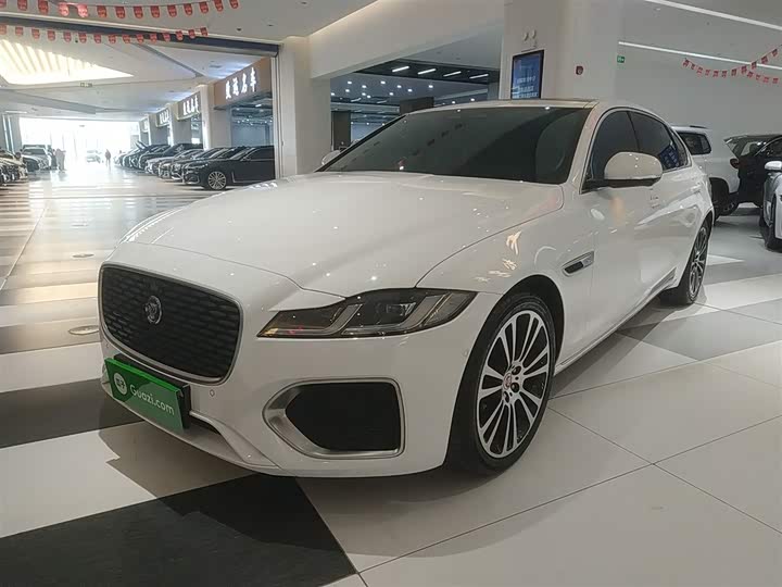 Jaguar XF L 2024 2024款 2.0T P250 两驱尊享豪华版