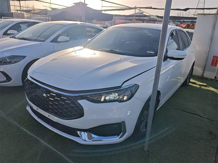Ford Escort 2021 2021款 1.5L 自动钻石版