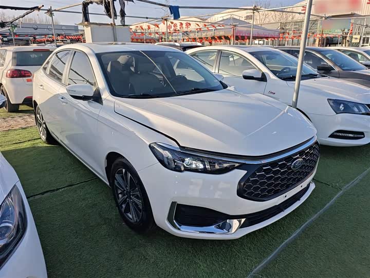 Ford Escort 2021 2021款 1.5L 自动钻石版