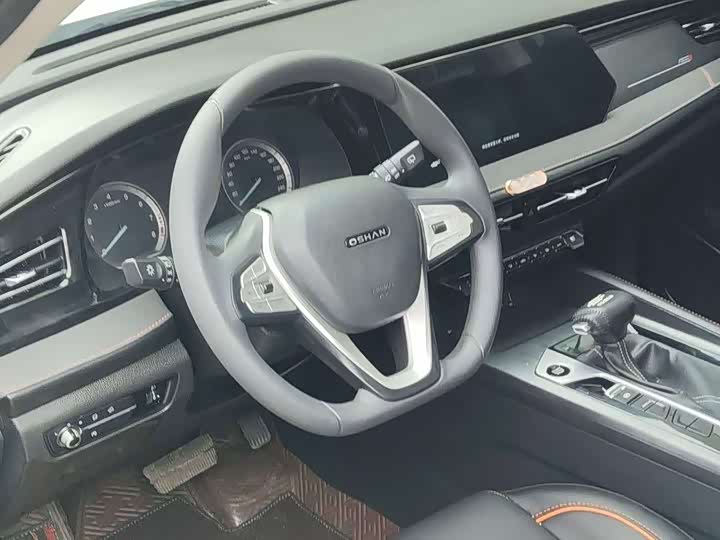 Changan Oshan X7 Plus 2022 2022款 1.5T 蓝鲸版自动豪华型