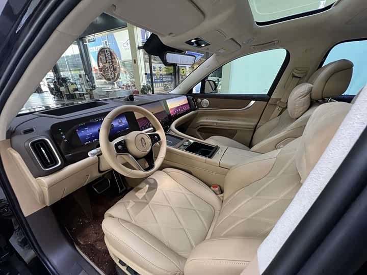 Aito M9 2025 2025款 增程 Ultra版 52kWh 6座版