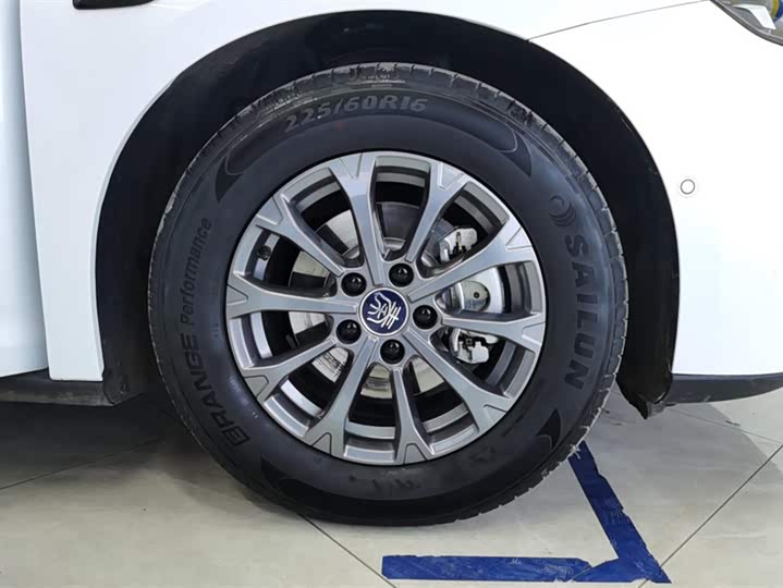 BYD Qin L 2025 2025款 DM-i 智驾版 80KM领先型