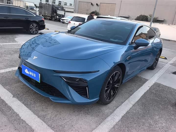 Hozon S 2024 2024款 增程 1060 Lite版