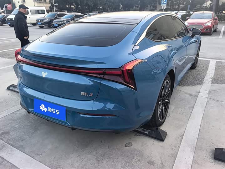 Hozon S 2024 2024款 增程 1060 Lite版