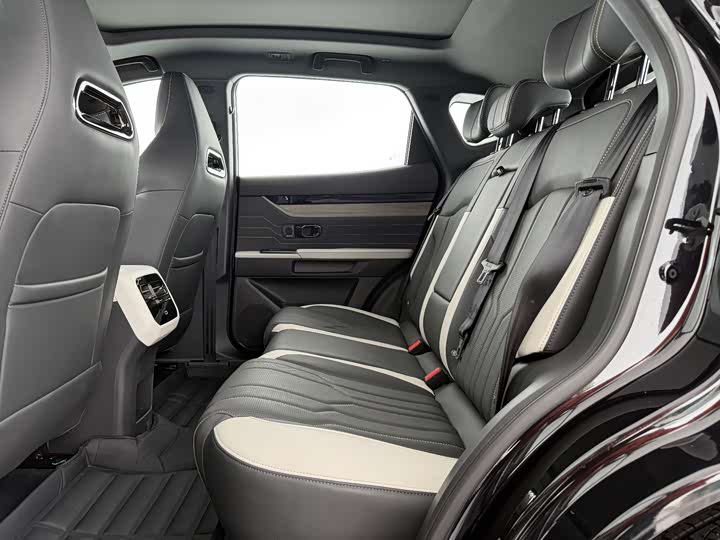 Jetour Shanhai L6 2024 2024款 1.5TD DHT ULTRA