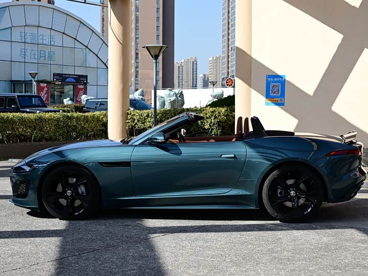 Jaguar F-Type 2024 2024款 P300 75周年典藏敞篷版