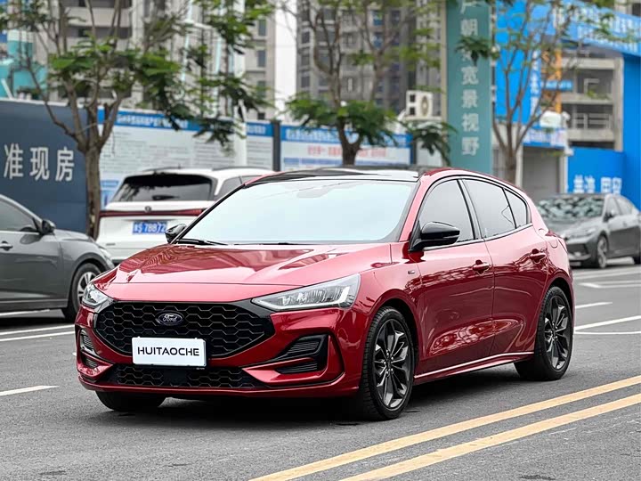 Ford Focus 2022 2022款 两厢 EcoBoost 180 自动ST Line