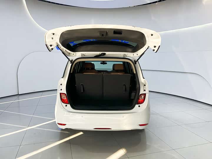 Buick GL6 2021 2021款 323T 轻混动互联豪华型