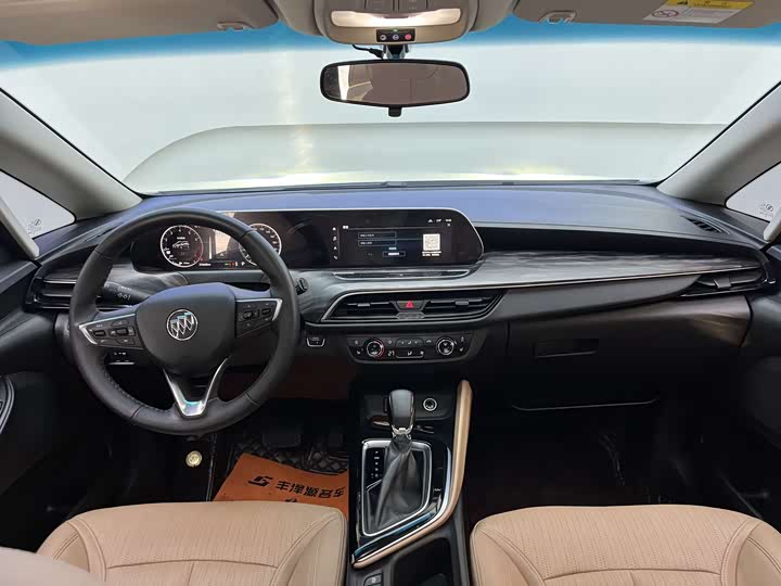 Buick GL6 2021 2021款 323T 轻混动互联豪华型