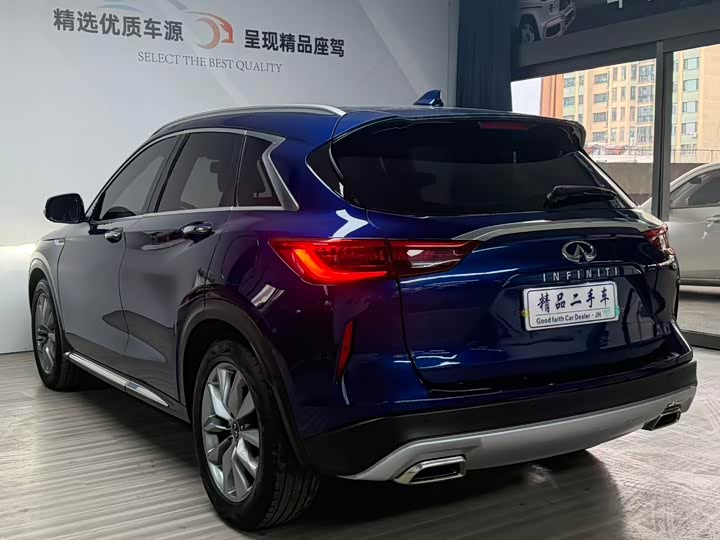 Infiniti QX50 2020 2020款 改款 2.0T 四驱菁英版