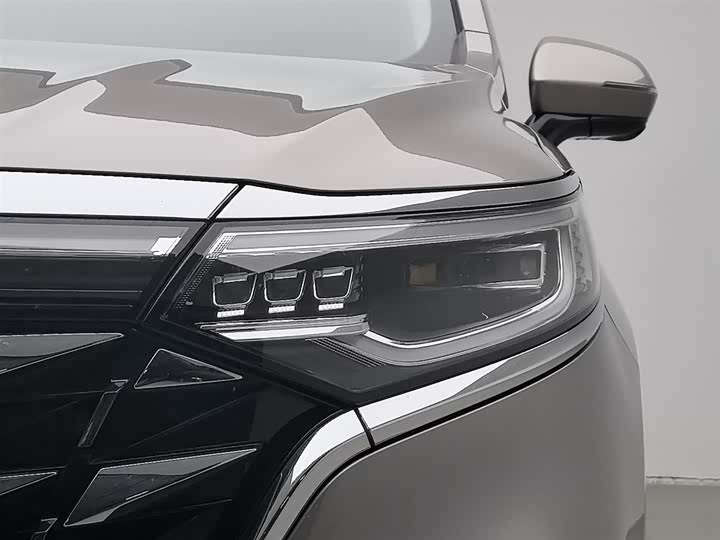 Roewe iMax 8 EV 2025 2025款 1.5T DMH 陆尊奢享版