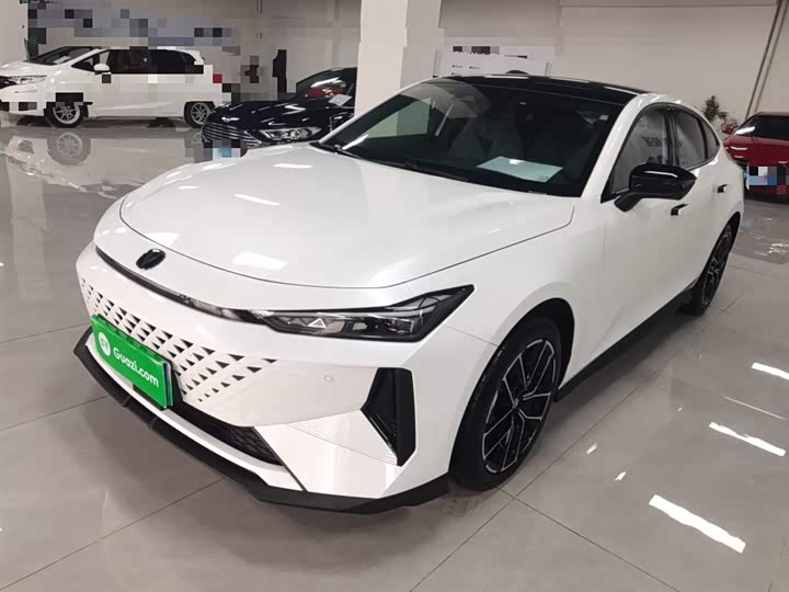 Changan UNI-V Hybrid 2024 2024款 蓝鲸智电iDD 136km 智尊型