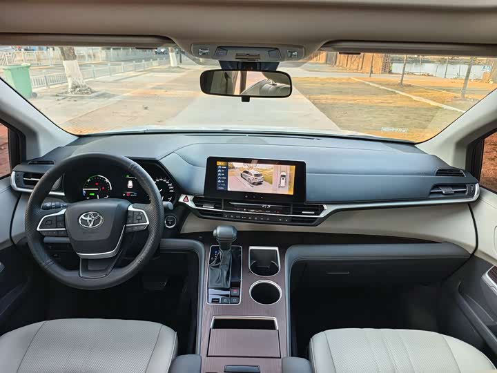 Toyota Granvia 2024 2024款 2.5L混动 舒适版