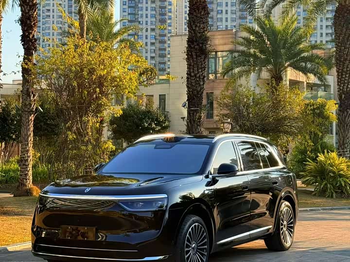 Aito M8 2025 2025款 增程 Max+版 53.4kWh 5座版