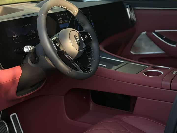 Aito M8 2025 2025款 增程 Max+版 53.4kWh 5座版