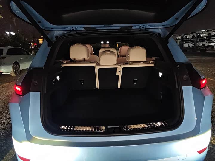 LiXiang L7 2025 2025款 Max 智能焕新版