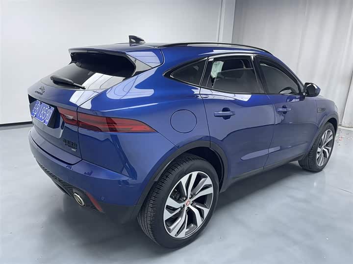 Jaguar E-Pace 2024 2024款 耀黑运动版 R-DYNAMIC SE BLACK