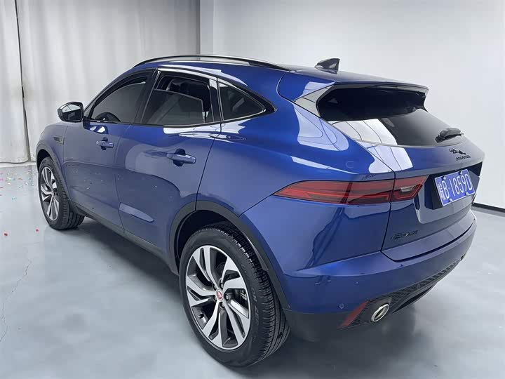 Jaguar E-Pace 2024 2024款 耀黑运动版 R-DYNAMIC SE BLACK
