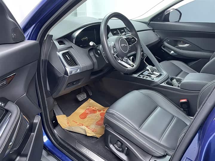 Jaguar E-Pace 2024 2024款 耀黑运动版 R-DYNAMIC SE BLACK