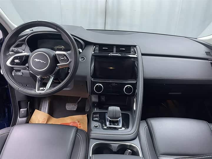 Jaguar E-Pace 2024 2024款 耀黑运动版 R-DYNAMIC SE BLACK