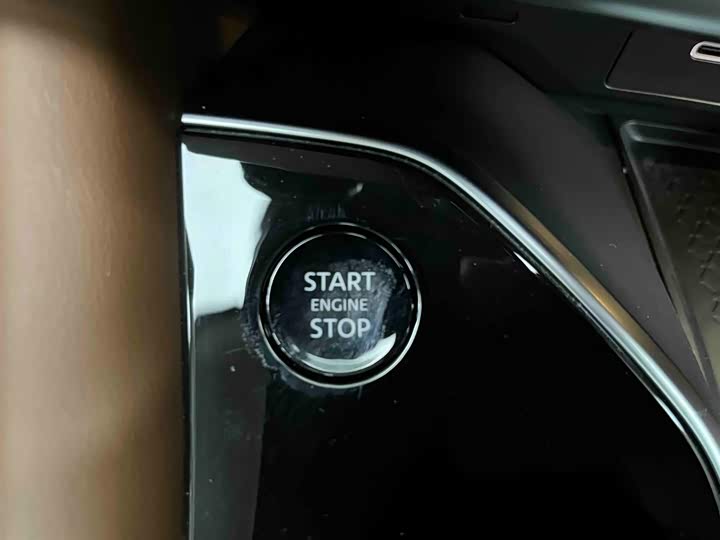 Nissan Pathfinder 2024 2024款 380VC-TURBO 四驱智尊版 6座