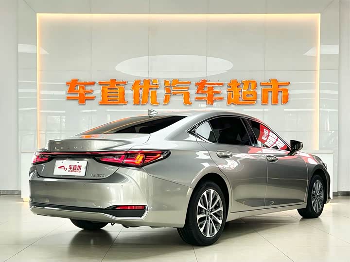 Lexus ES 2025 2025款 200 臻享版