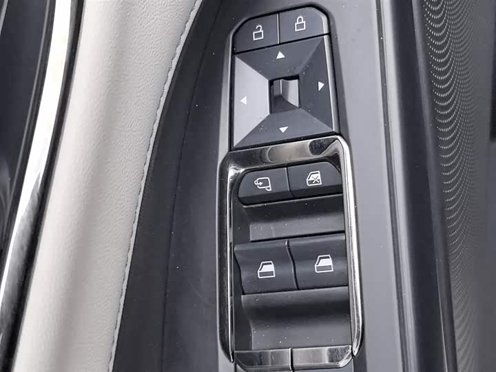 Ford Mondeo Sport (Evos) 2022 2022款 EcoBoost 245 风尚版