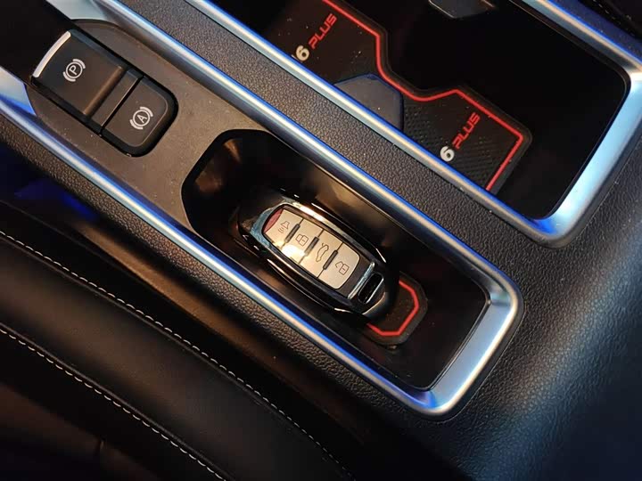 Haval M6 2023 2023款 PLUS 1.5T DCT尊贵智联型