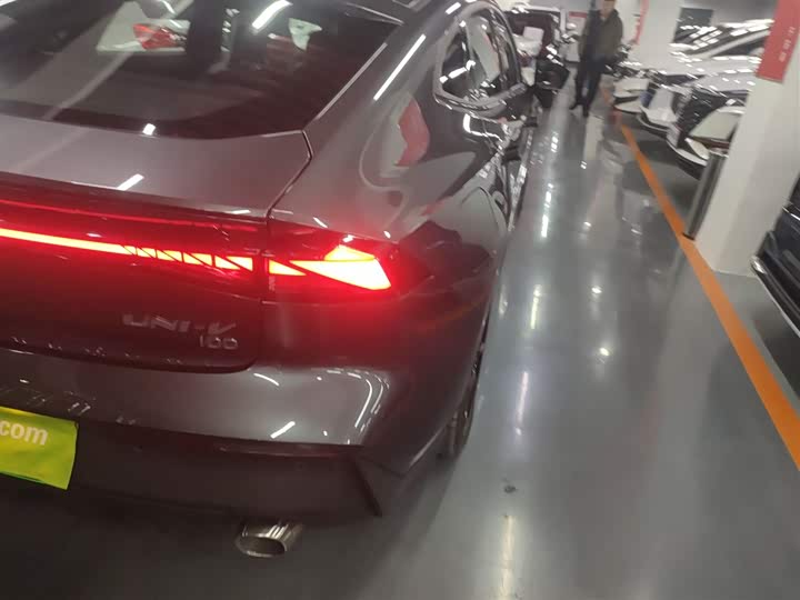 Changan UNI-V Hybrid 2023 2023款 智电iDD 1.5T 113km智酷型