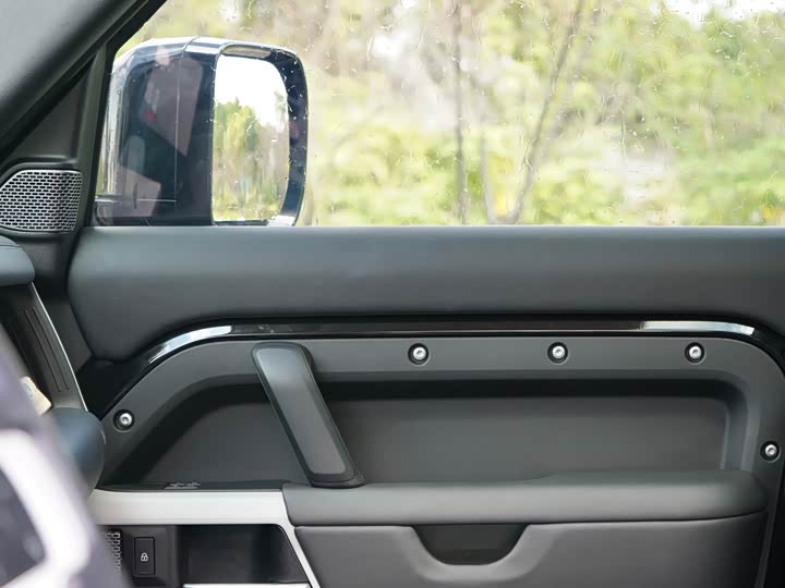 Land Rover Defender 2024 2024款 110 3.0T P400 XS