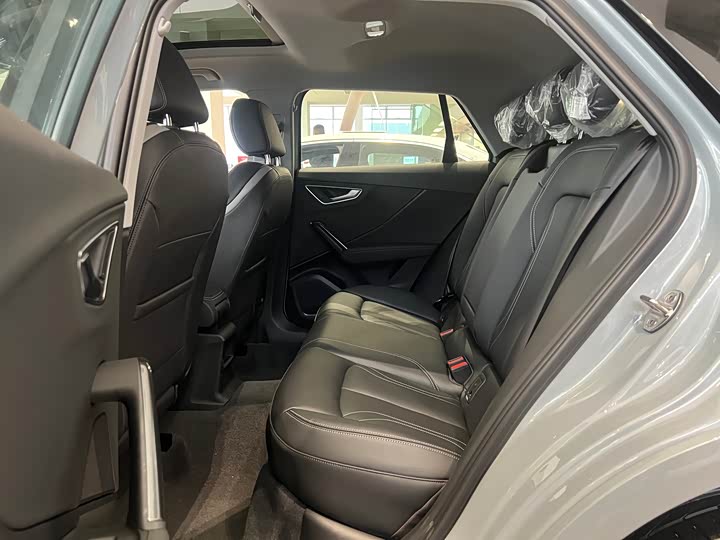 Audi Q2L 2025 2025款 35TFSI 进取动感型