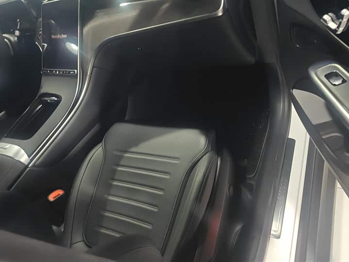 Mercedes-Benz GLC-Class Coupe 2024 2024款 GLC 260 4MATIC 轿跑SUV