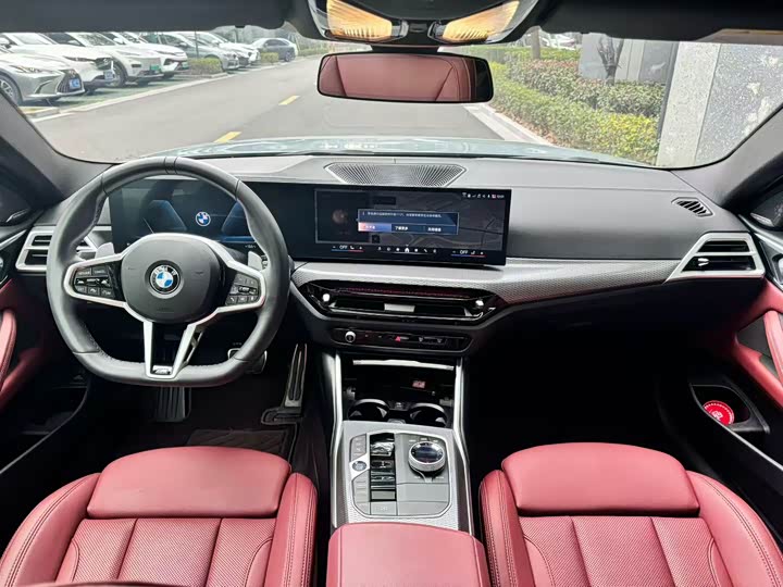 BMW 4 Series 2024 2024款 430i M运动曜夜套装