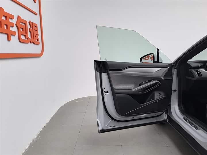 BYD Song L 2025 2025款 智驾版 602km 激光雷达四驱型