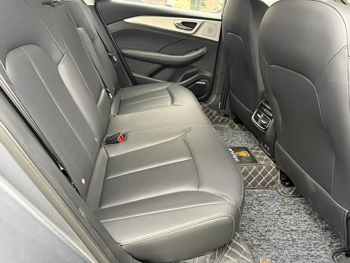 Roewe i6 Max 2020 2020款 300TGI 自动爽酷版