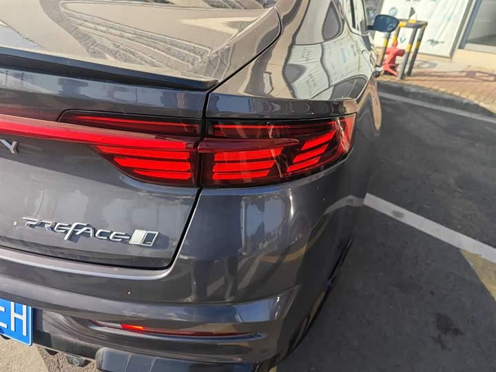 Geely Preface 2025 2025款 东方曜 1.5TD 昆仑版