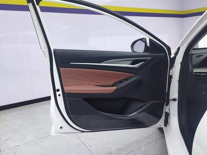 Changan Eado Plus 2025 2025款 PLUS 1.4T 双离合高能版