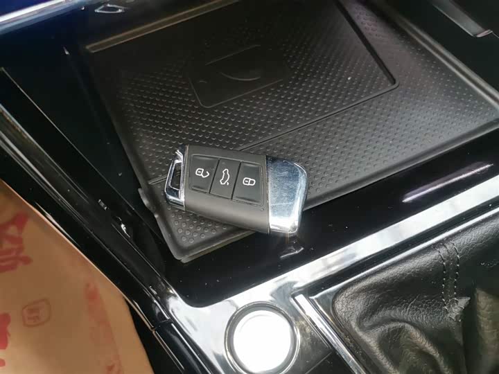 Volkswagen Passat Hybrid 2022 2022款 430PHEV 混动豪华版