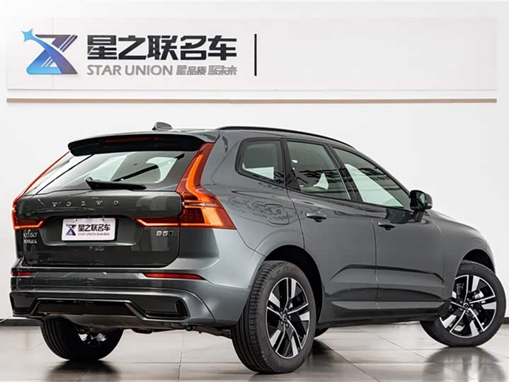 Volvo XC60 2026 2026款 B5 四驱智远运动版