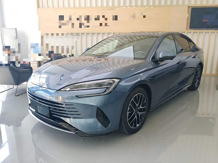 BYD Seal 07 DM-i Hybrid 2025 2025款 智驾版 DM-i 1.5L 125km 尊贵型