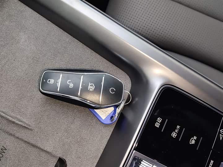 BYD Seal 07 DM-i Hybrid 2025 2025款 智驾版 DM-i 1.5L 125km 尊贵型